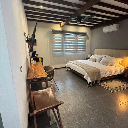 Hotel Arista 1026 San Luis Potosí Екстериор снимка
