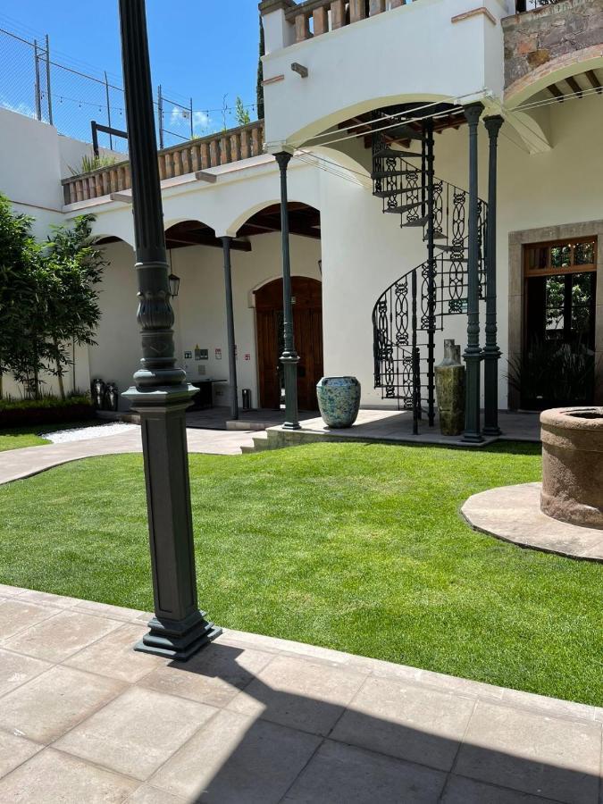 Hotel Arista 1026 San Luis Potosí Екстериор снимка