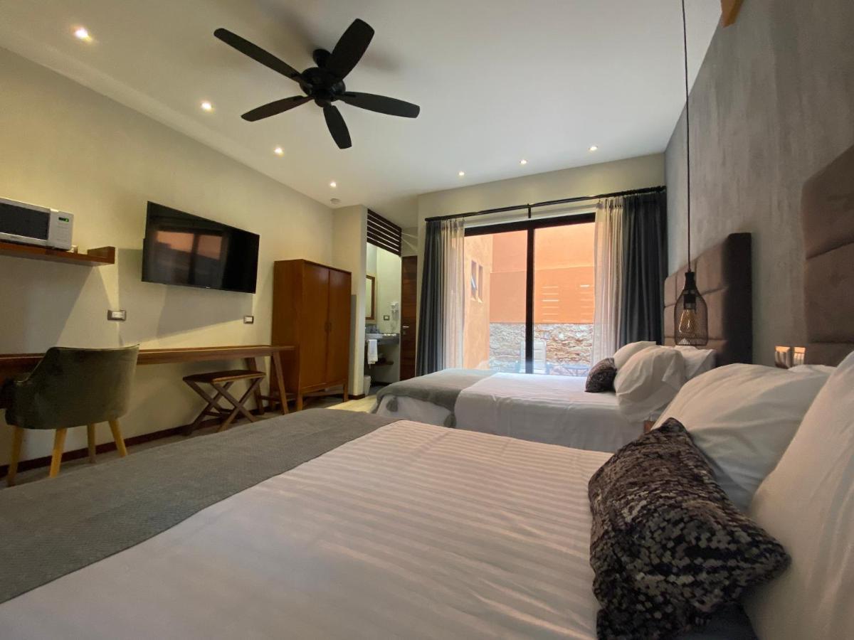 Hotel Arista 1026 San Luis Potosí Екстериор снимка