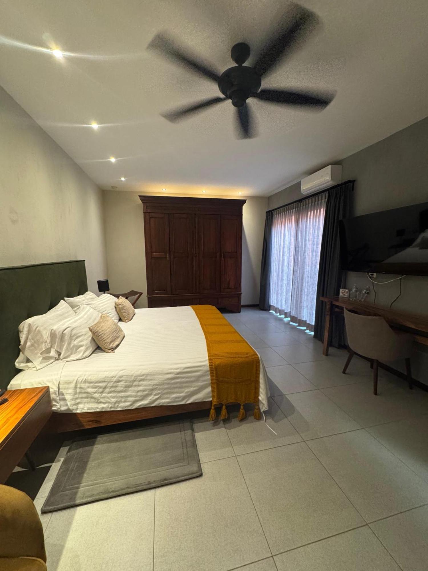 Hotel Arista 1026 San Luis Potosí Екстериор снимка