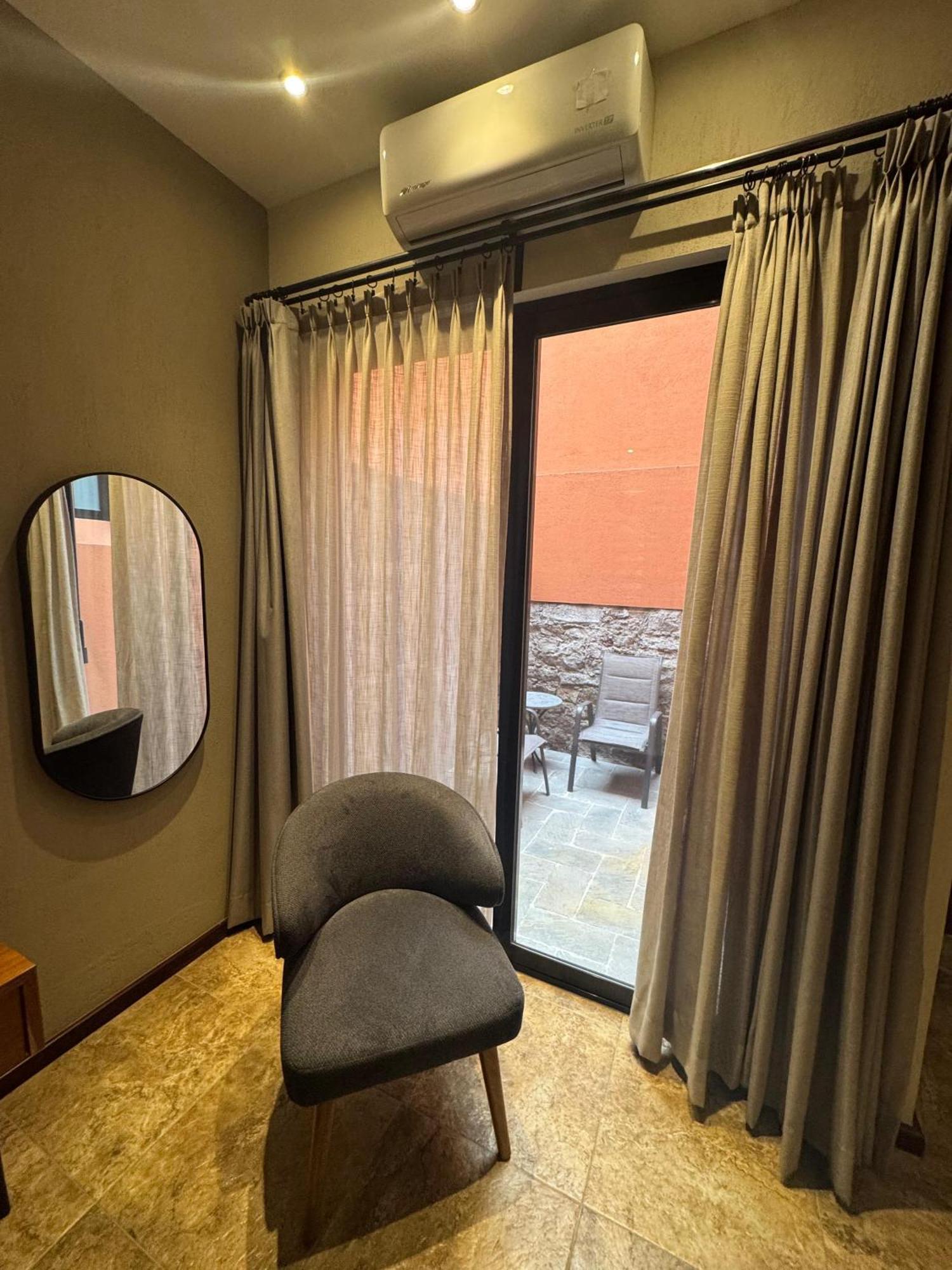 Hotel Arista 1026 San Luis Potosí Екстериор снимка